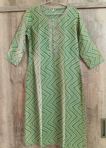 GREEN STRIPED KURTA