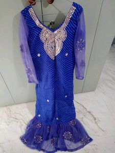 Blue Embroidered Ethnic Kurti🧿