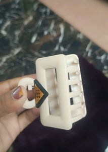 NEW UNUSED HIGH QUALITY CLUTCHES 99/-