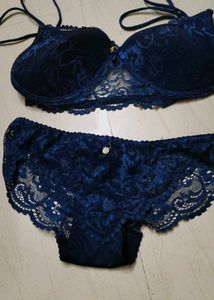 Lingerie set