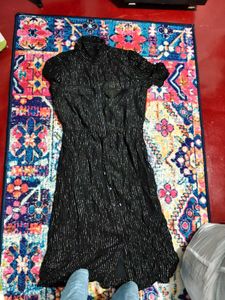 Very Good Looking Dress In Size M