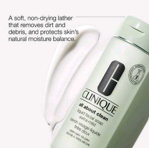 CLINIQUE Extra Mild Liquid Facial Soap
