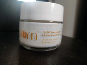 Plum Nourishing Cream And Serum