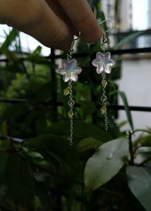 Flower Drop Earrings