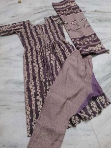 Floral Side Cut Kurti Set