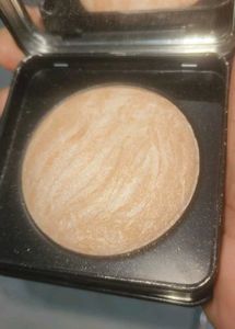 PAC Baked Highlighter