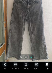 Max Straight Jeans