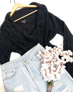 B2G2 🎁Cozy Black Cowl Neck Top C