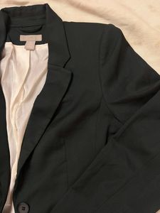 Sale ❗️‼️H&amp;M Dark Green Stylish Blazer