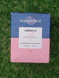 Aqualogica Radiance Niacinamide Moisturizer
