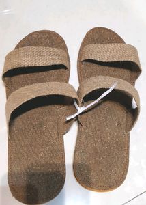10" Mans Chappal Made From PANCHGAVYA.