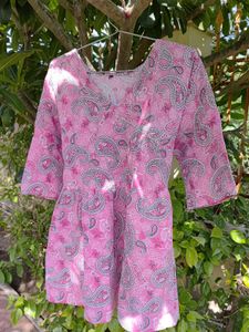 Pink Paisley short kurti