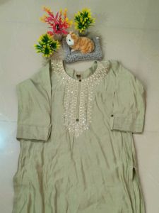 Elegant Embroidered Kurta