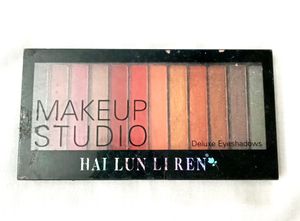 Makeup Studio Eyeshadow Palette