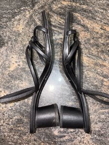 🔻H&amp;M block heels 👠