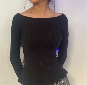 Stylish off Shoulder Tops