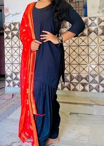 Black Patiala Salwar Suit With Red Banarasi Dupatt