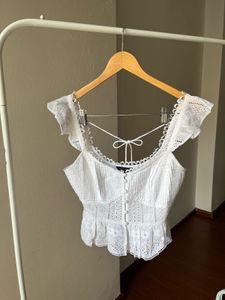 NEW LOOK Broderie White Tops