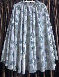 Pretty Grey Floral Skirt