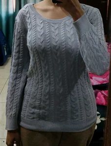 A Basic H&amp;M Pullover/ Sweatshirt