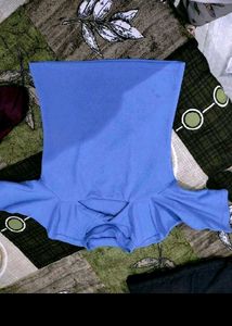 Used Just Once New Top Tokyo Talkies  Bust 30 /28