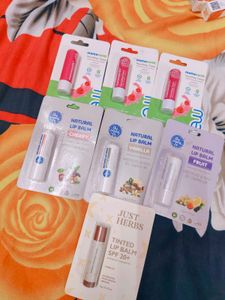 Mamaearth The  moms Co Just herbs Lip Balm Pack 7