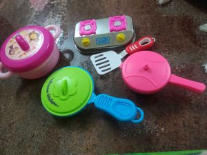 Toy Kitchen Set
