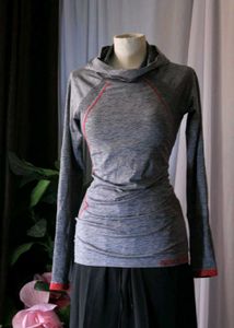 Nike Gray Long Sleeve Top