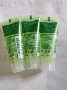 Simple Refreshing Facial Wash Pack Of 3