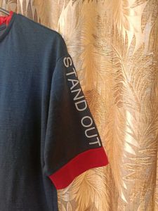 Stylish Blue &amp; Red T-Shirt