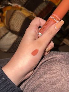 huda color super star matte lipgloss