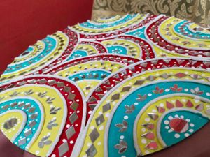 Customized Lippan Art (Glass Work )