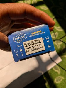 Philips TRIMMER Charger
