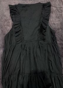 H&amp;m Ruffled Black Dress