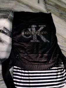 CK Black Top