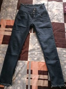 Skinny Jeans For Women