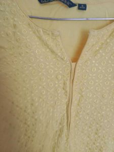 Avaasa Yellow Embroidered Kurta