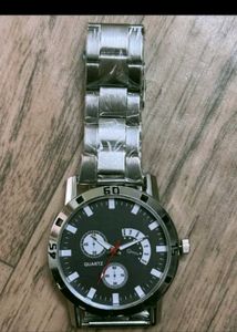 Men Black Analog Watch ⌚