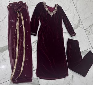 Premium Maroon Velvet Suit With Net Duppata