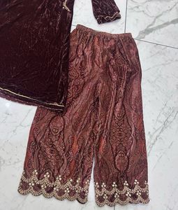 Pakistani Velvety Kurta Set Mall