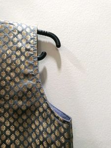🆕️ Grey Brocade Stitched Sleeveless Kurti