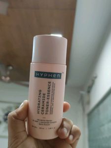 Hyphen Hydrating Toner-Essence