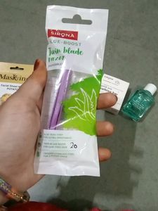 Masking Sheet Mask +Siromani Aloe -boost Twin Blade Razor+Siromani Gold Ore Bathing Bar+Myglamm Lit Nail Enamel Remover+Kesh Care Hair Oil