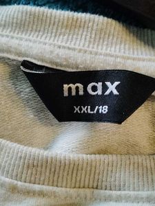 MAX Graphic Sweatshirt