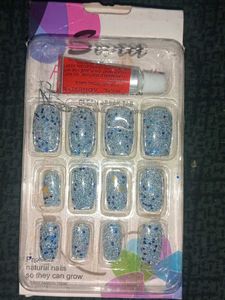Sara Fashion Nails