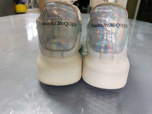 Alexander McQueen Authentic Sneaker.
