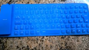 Flexible Rubber Keybord On Bed Typing