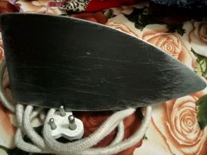 Kenstar Iron