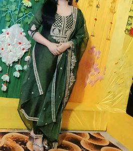 Kurta Pant Dupatta Set