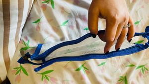 Transparent Pouch